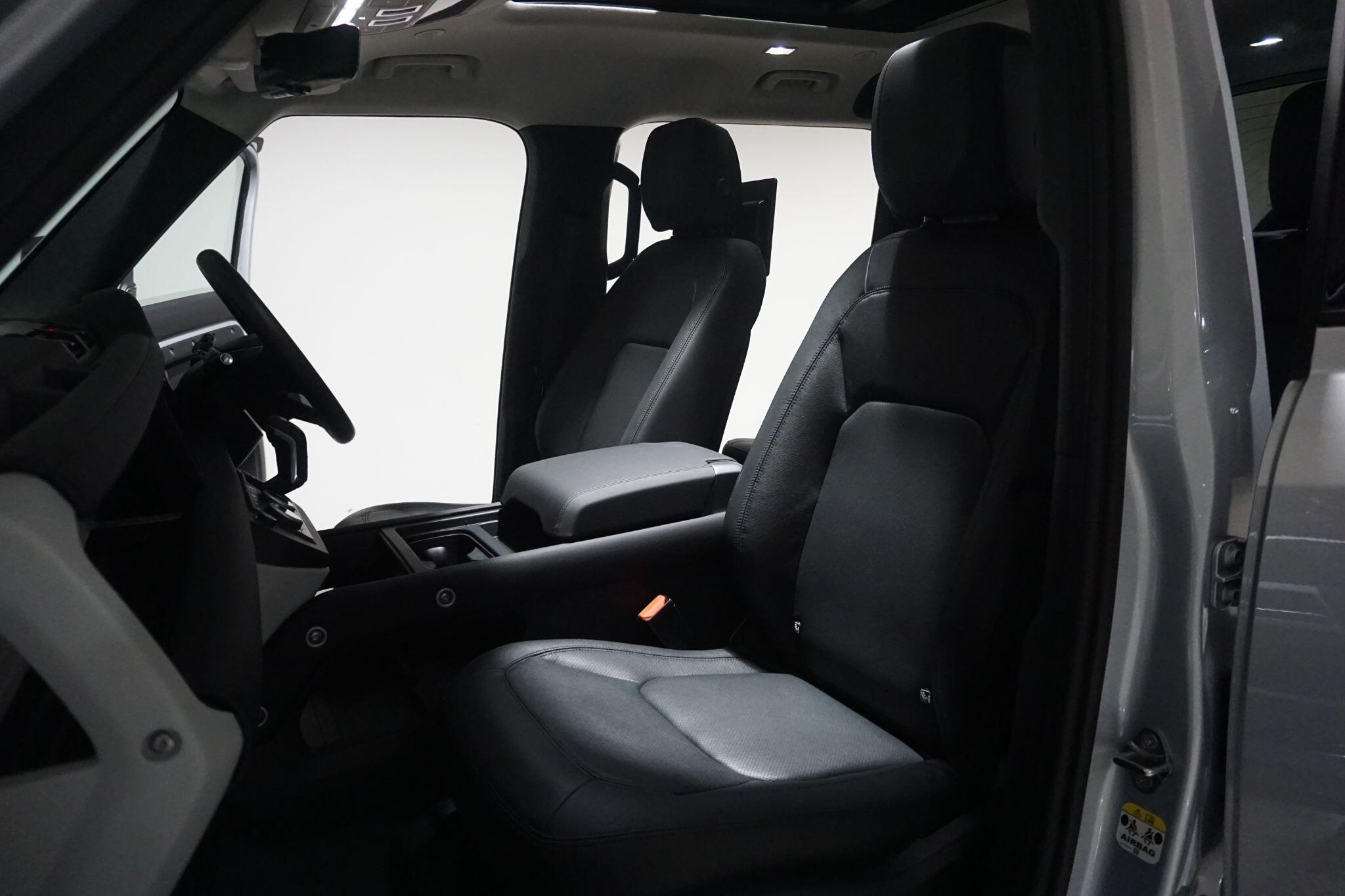 Land Rover Defender 110 2.0 P400e 15.4kWh XS Edition SUV 5dr Petrol Plug-in Hybrid Auto 4WD Euro 6 (s/s) (404 ps)